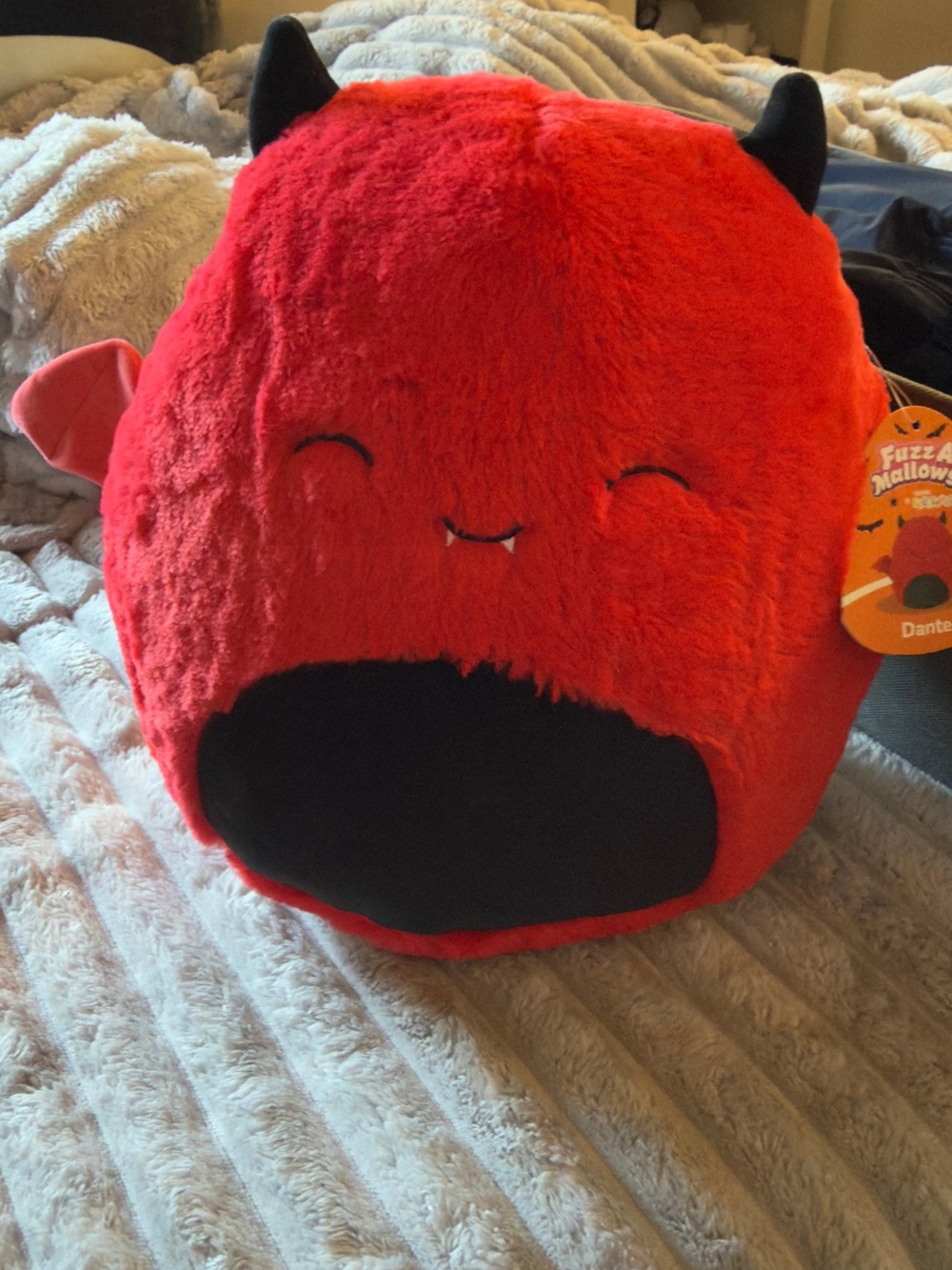 Squishmallows Fuzz-A-Mallows-Red Devil Dante Plush - Picture 2 of 9